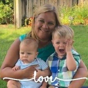 Meet your Posher, Laura